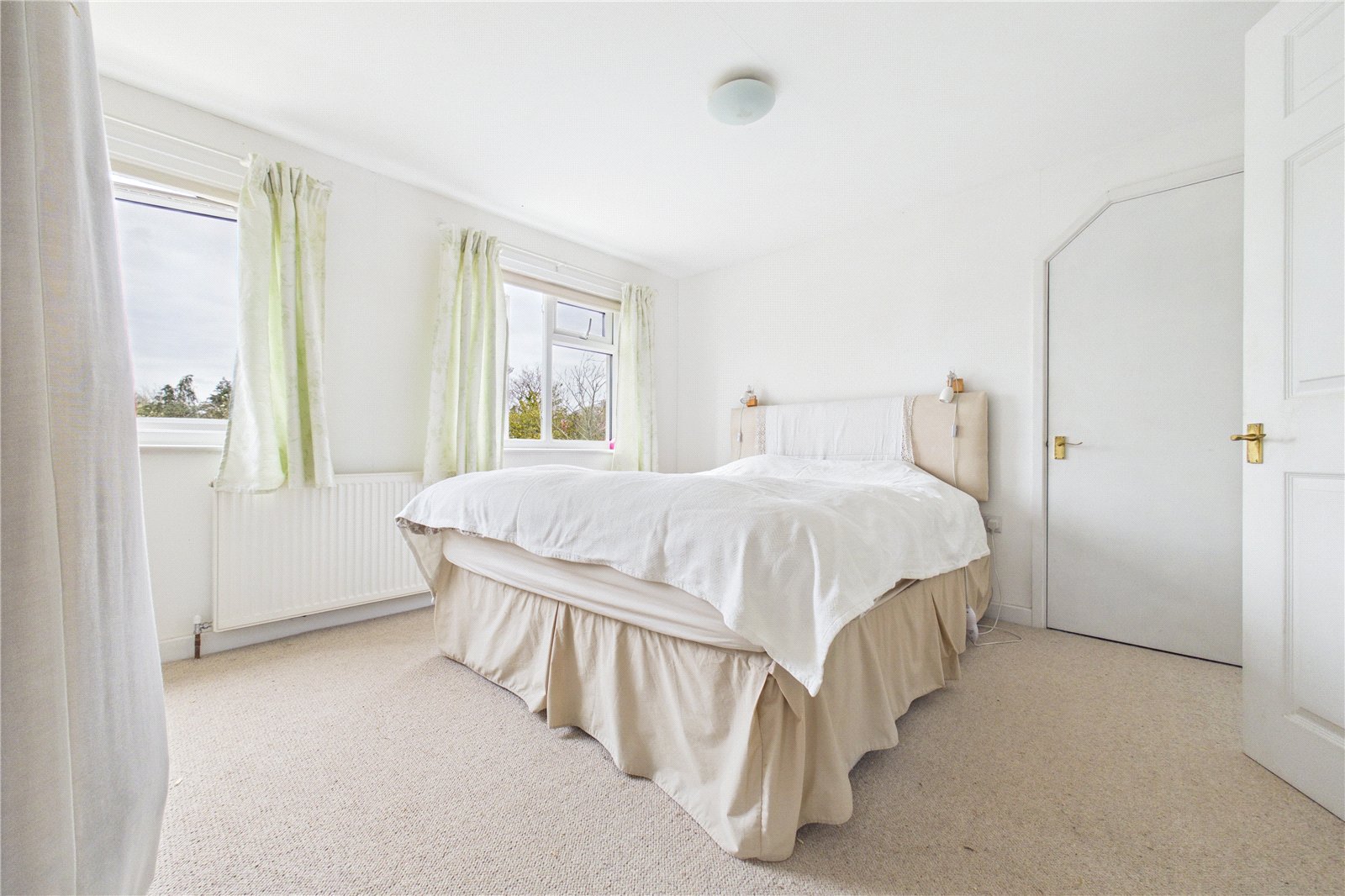4 bedroom Bungalow for sale in Reading, Berkshire