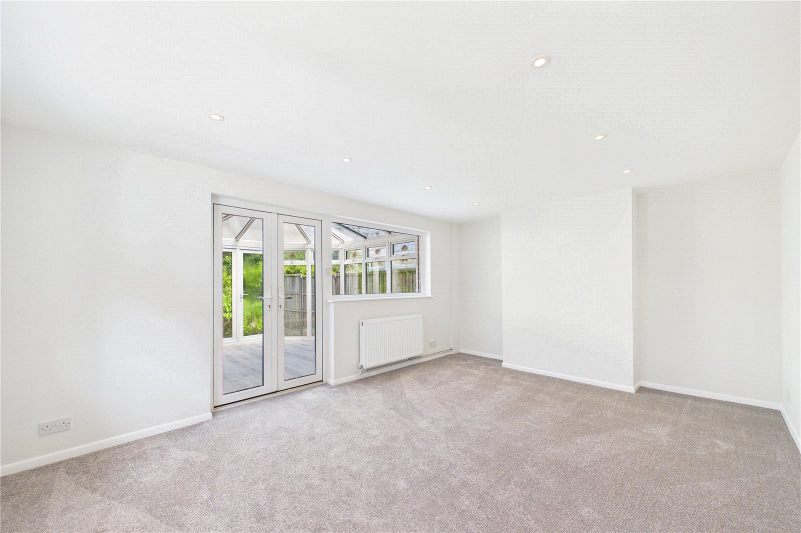 3 bedroom House to let in Mortimer, Reading