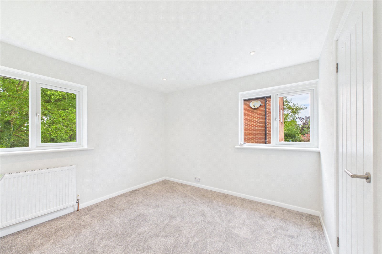 3 bedroom House to let in Mortimer, Reading
