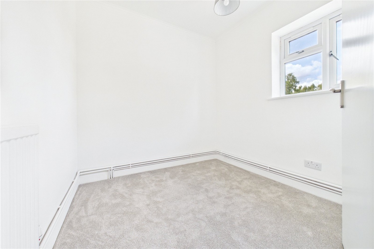 Burghfield Common, Reading, Berkshire