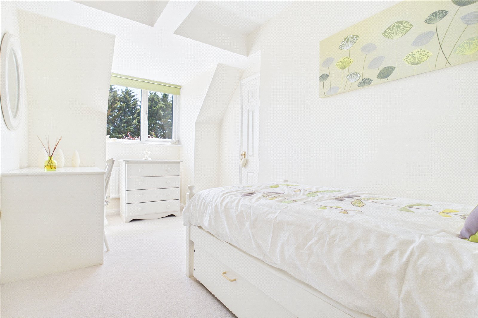 5 bedroom House for sale in Burghfield, Reading