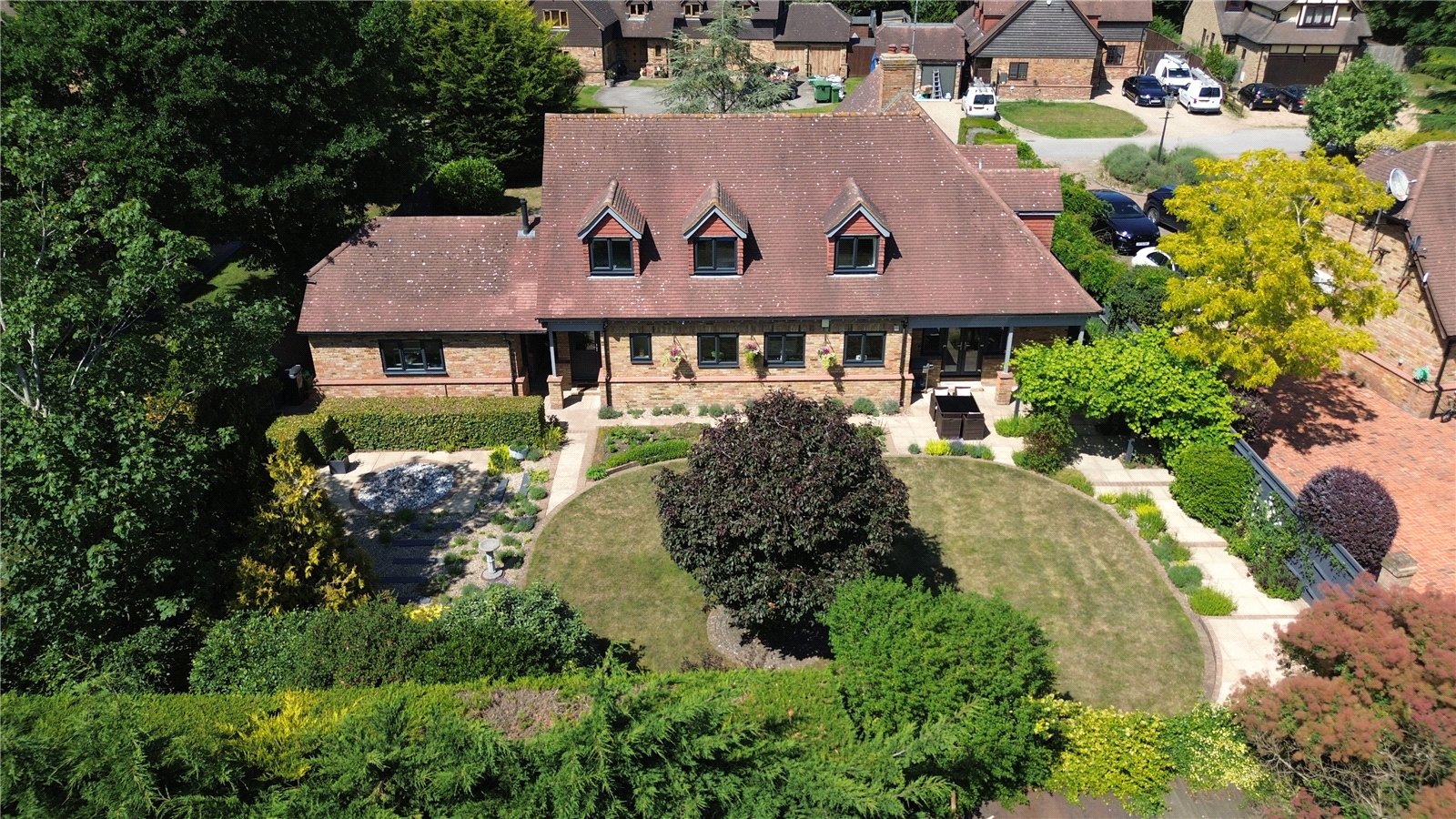 5 bedroom House for sale in Burghfield, Reading