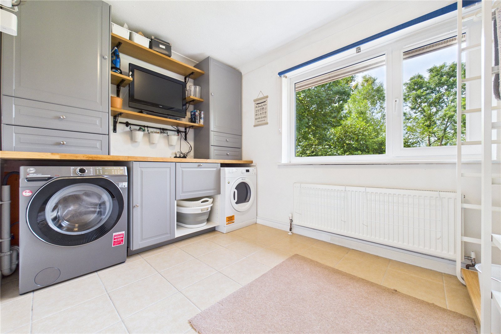 6 bedroom House for sale in Burghfield, Reading, Berkshire