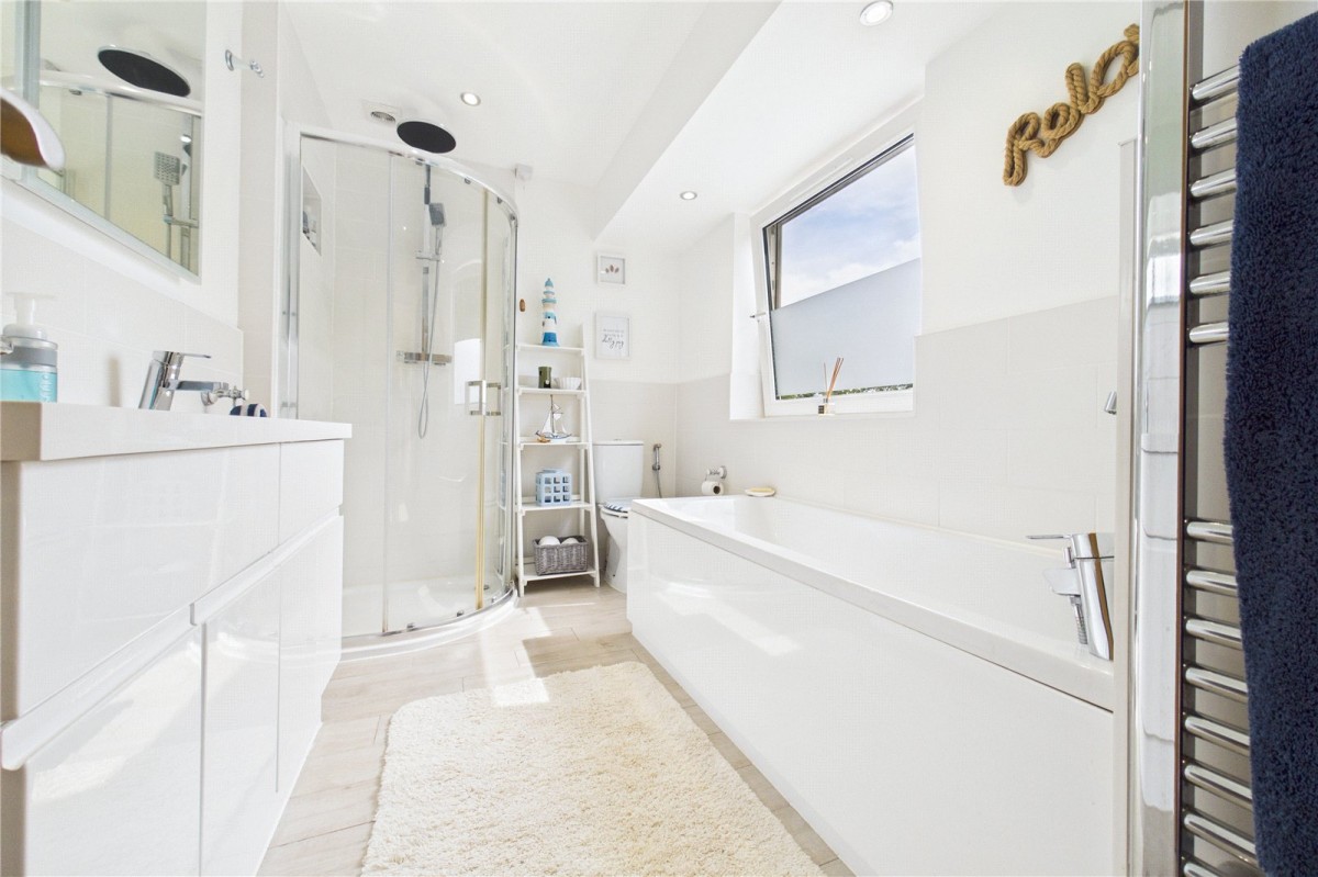 Burghfield, Reading, Berkshire
