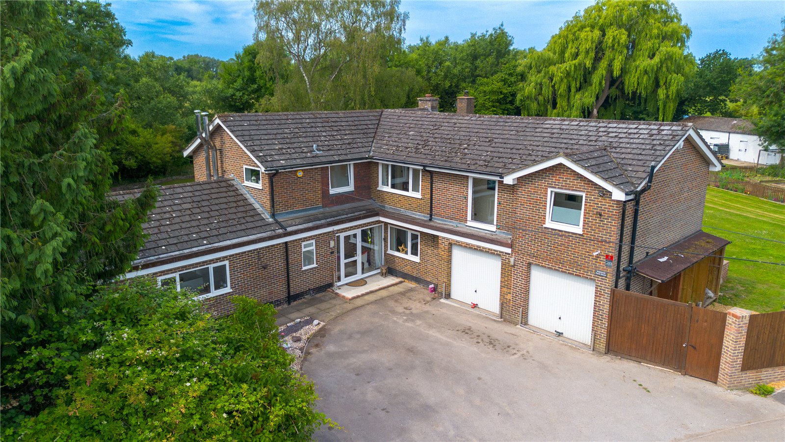 6 bedroom House for sale in Burghfield, Reading, Berkshire