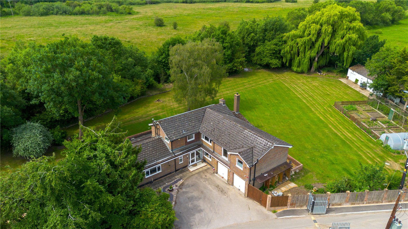 6 bedroom House for sale in Burghfield, Reading, Berkshire