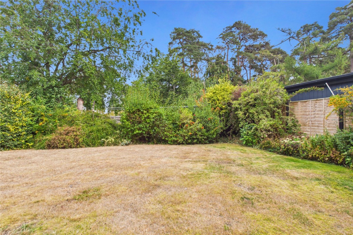 Burghfield Common, Reading, Berkshire
