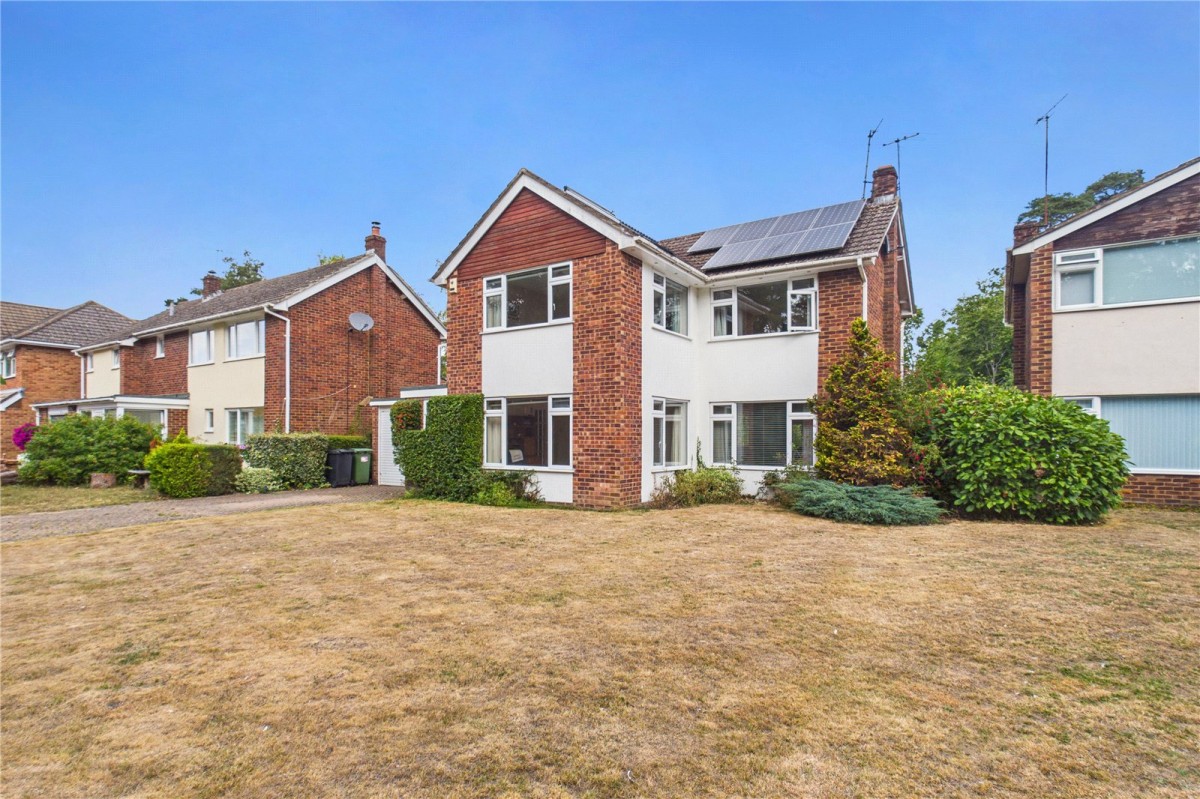Burghfield Common, Reading, Berkshire