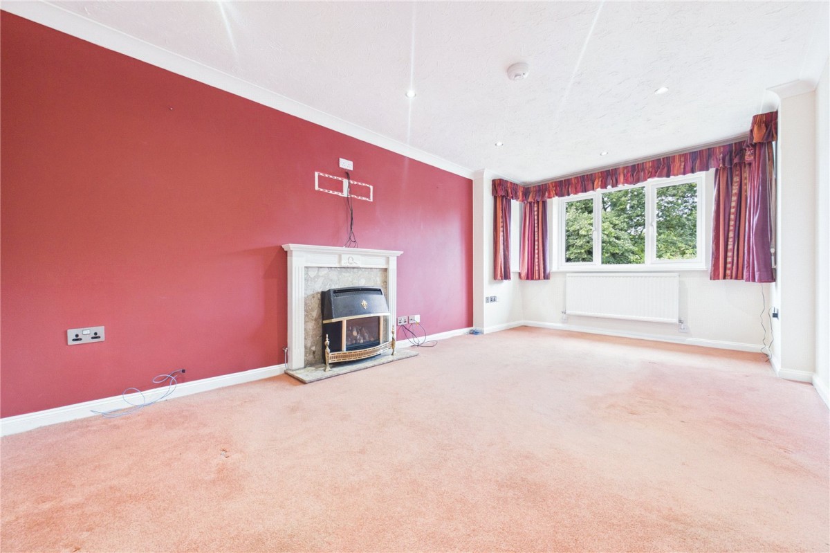 Burghfield Common, Reading, Berkshire