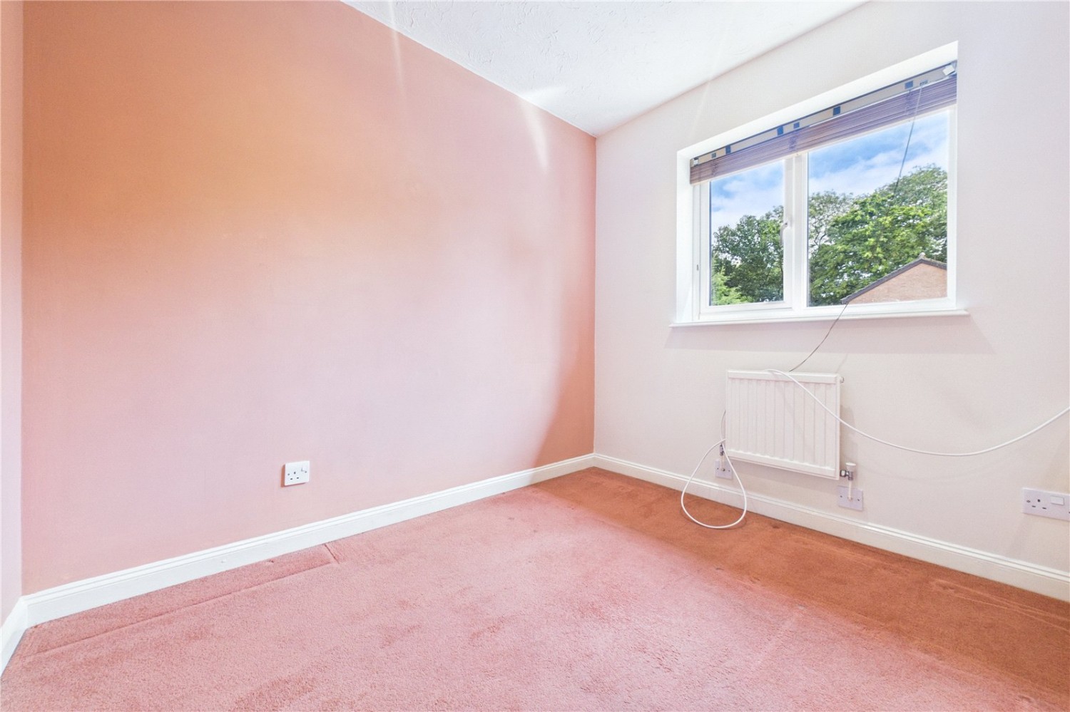 Burghfield Common, Reading, Berkshire