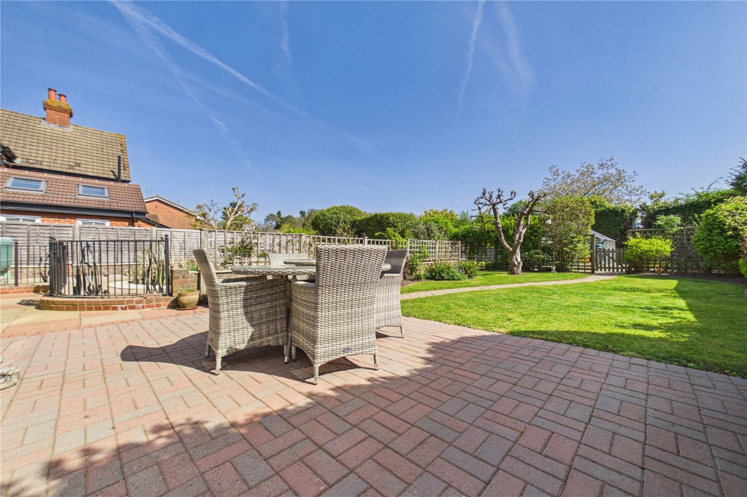 Burghfield Common, Reading, Berkshire