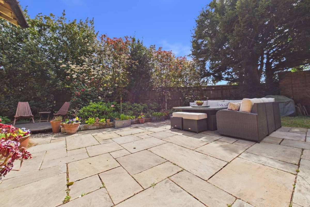 Burghfield, Reading, Berkshire