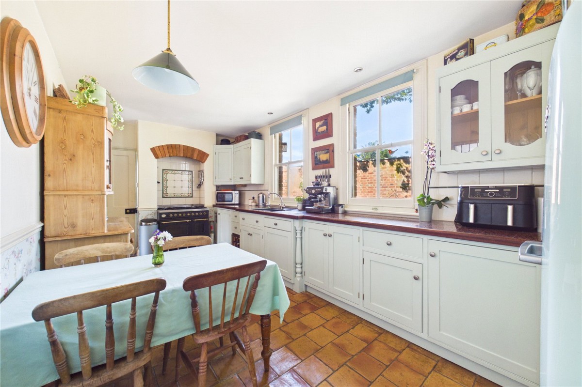 Burghfield, Reading, Berkshire