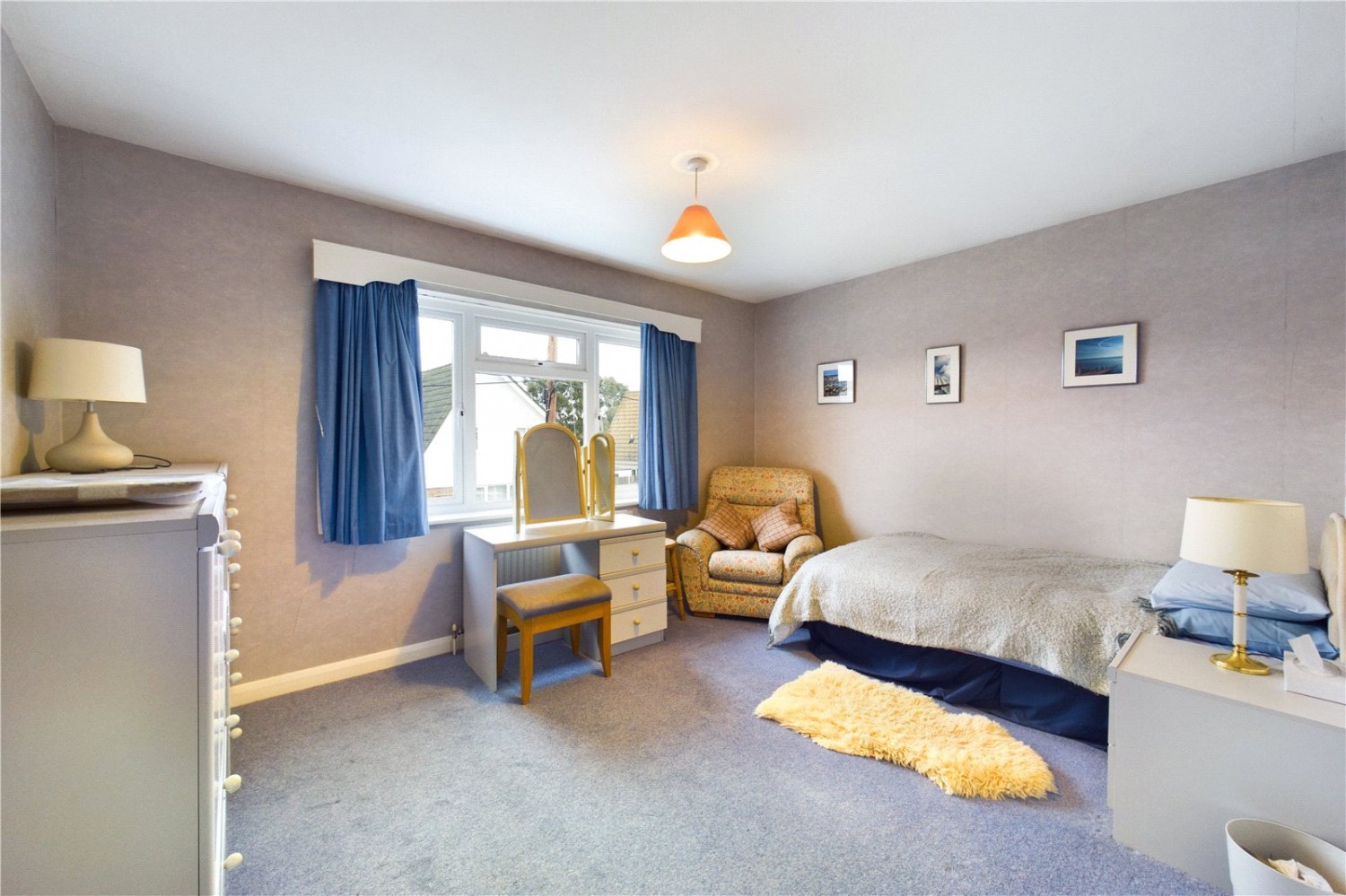 Burghfield Common, Reading, Berkshire