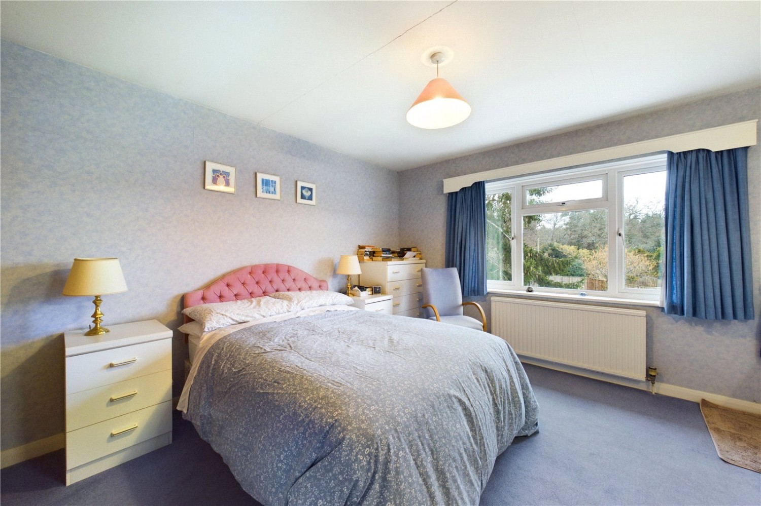 Burghfield Common, Reading, Berkshire