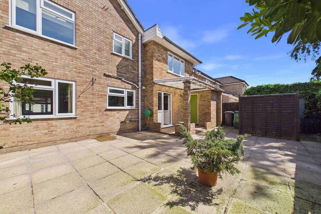 4 bedroom House for sale in Burghfield Common, Reading, Berkshire