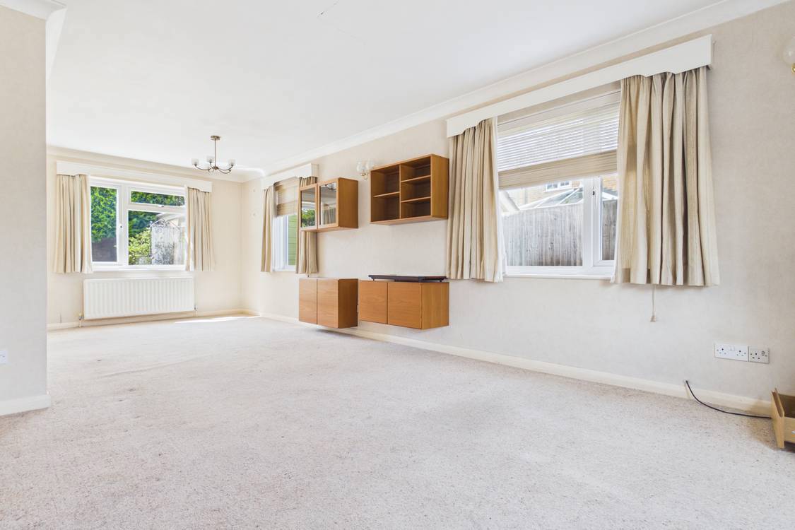 4 bedroom House for sale in Burghfield Common, Reading, Berkshire