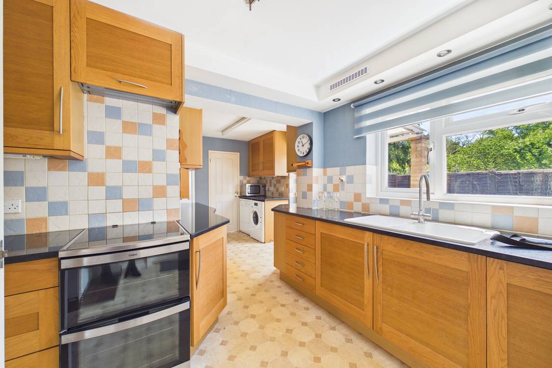 4 bedroom House for sale in Burghfield Common, Reading, Berkshire