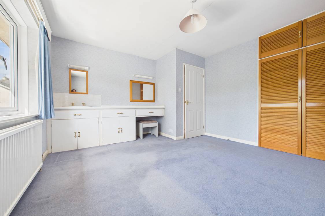 4 bedroom House for sale in Burghfield Common, Reading, Berkshire