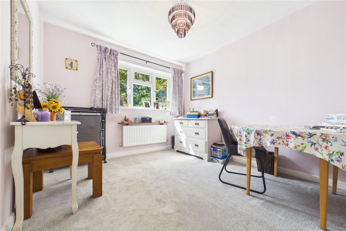 Burghfield Common, Reading, Berkshire