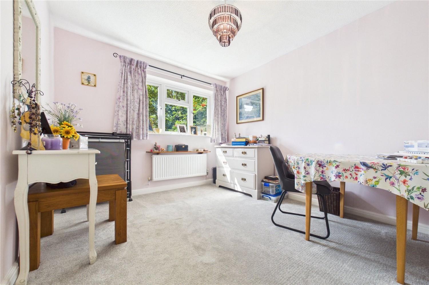 Burghfield Common, Reading, Berkshire