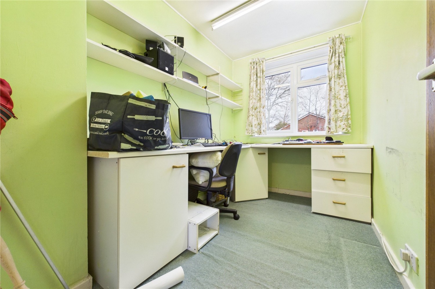 Burghfield Common, Reading, Berkshire