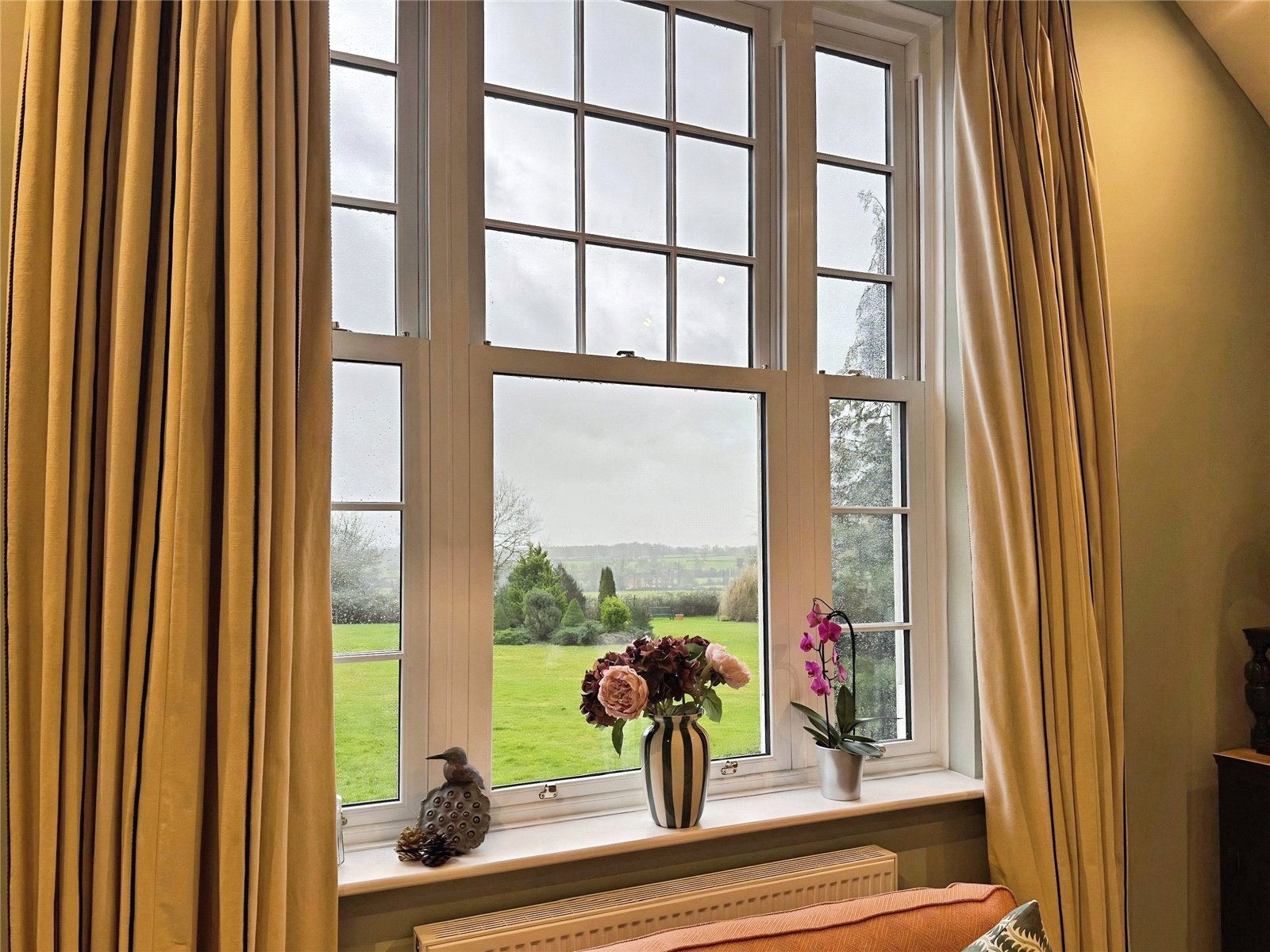 3 bedroom House for sale in The Street, Mortimer, Reading