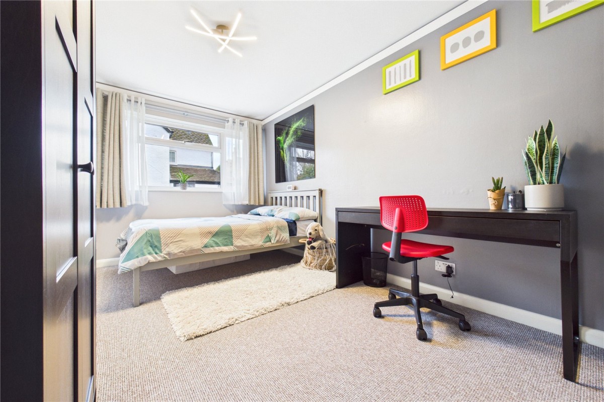 Burghfield Common, Reading, Berkshire