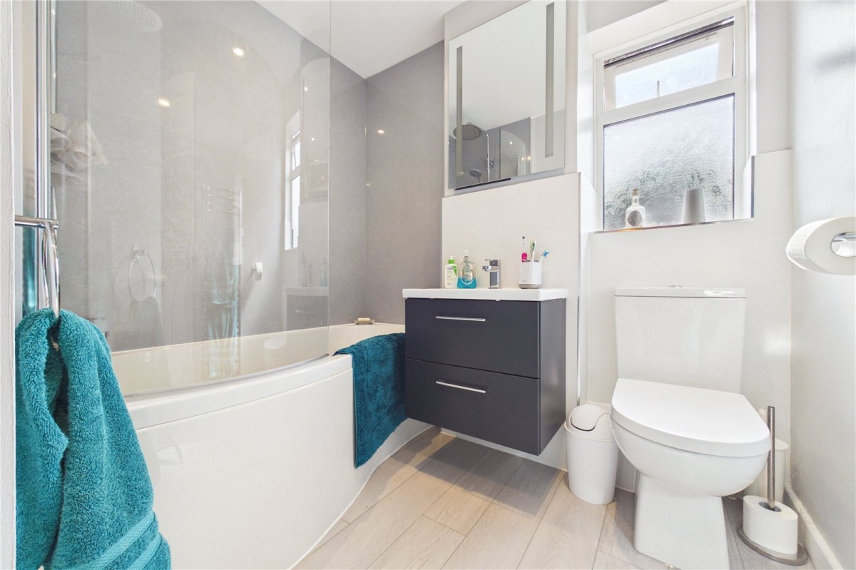 Burghfield Common, Reading, Berkshire