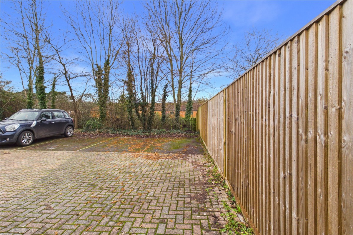 Burghfield Common, Reading