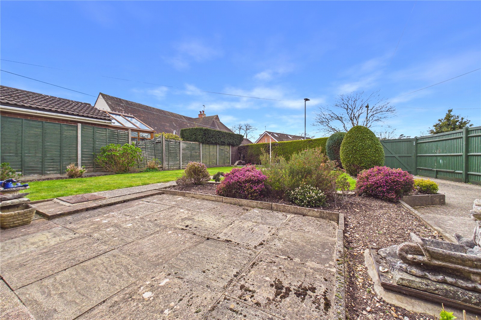 3 bedroom Bungalow for sale in Burghfield Common, Reading, Berkshire