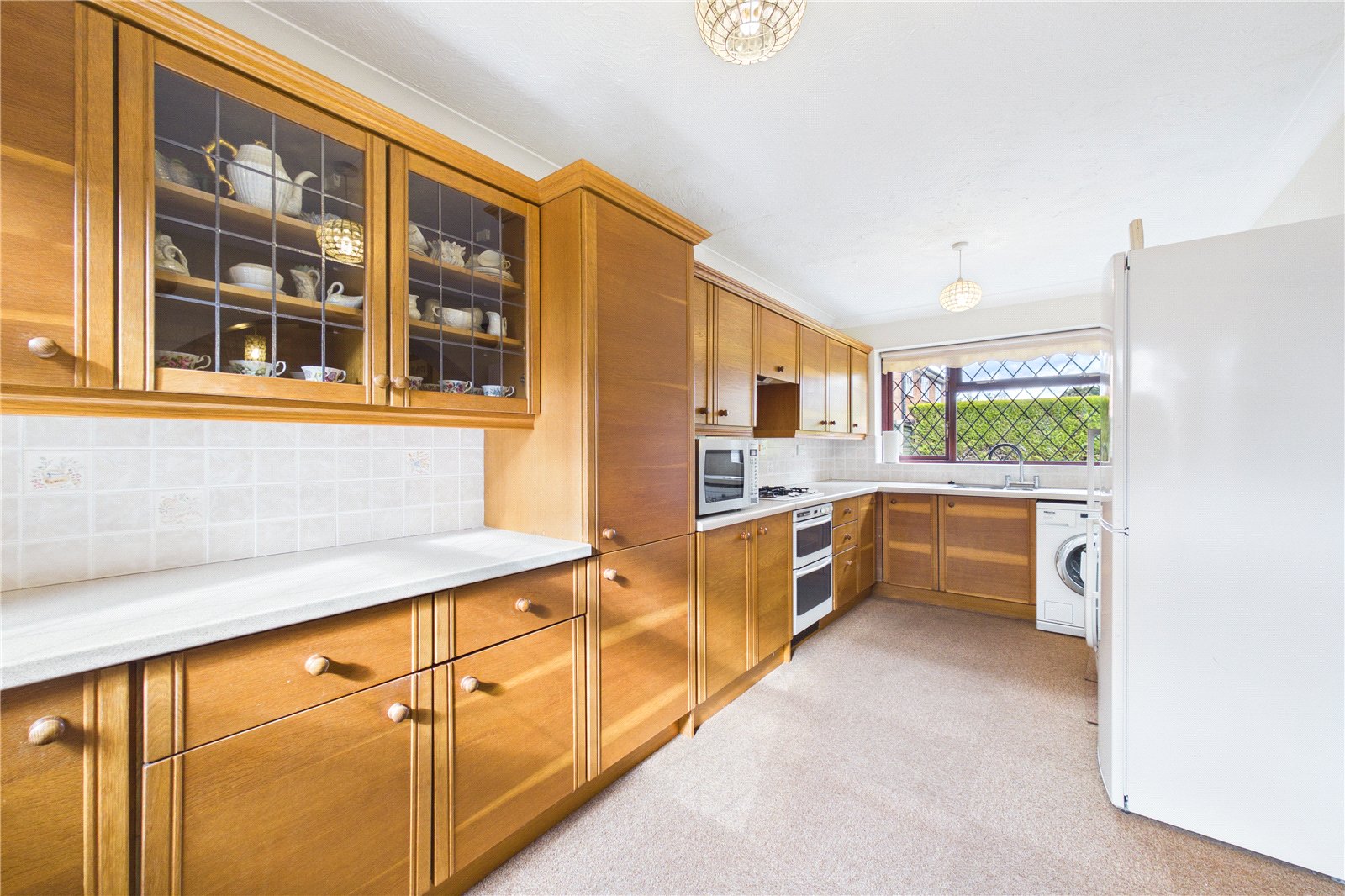 3 bedroom Bungalow for sale in Burghfield Common, Reading, Berkshire