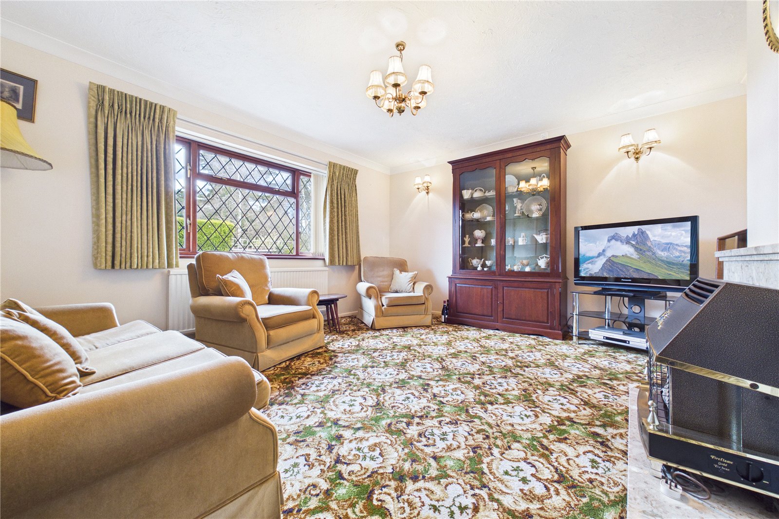 3 bedroom Bungalow for sale in Burghfield Common, Reading, Berkshire