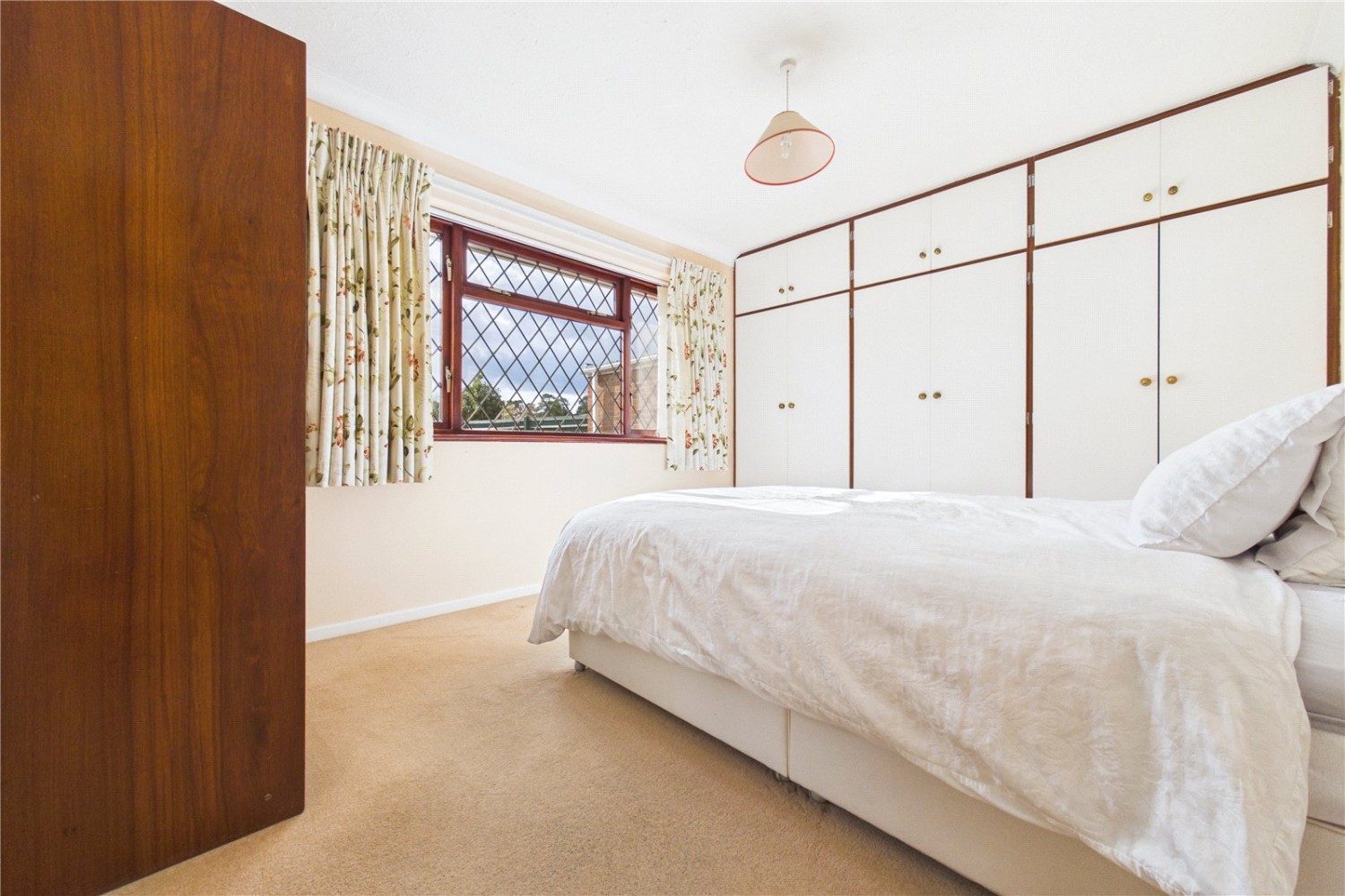 Burghfield Common, Reading, Berkshire