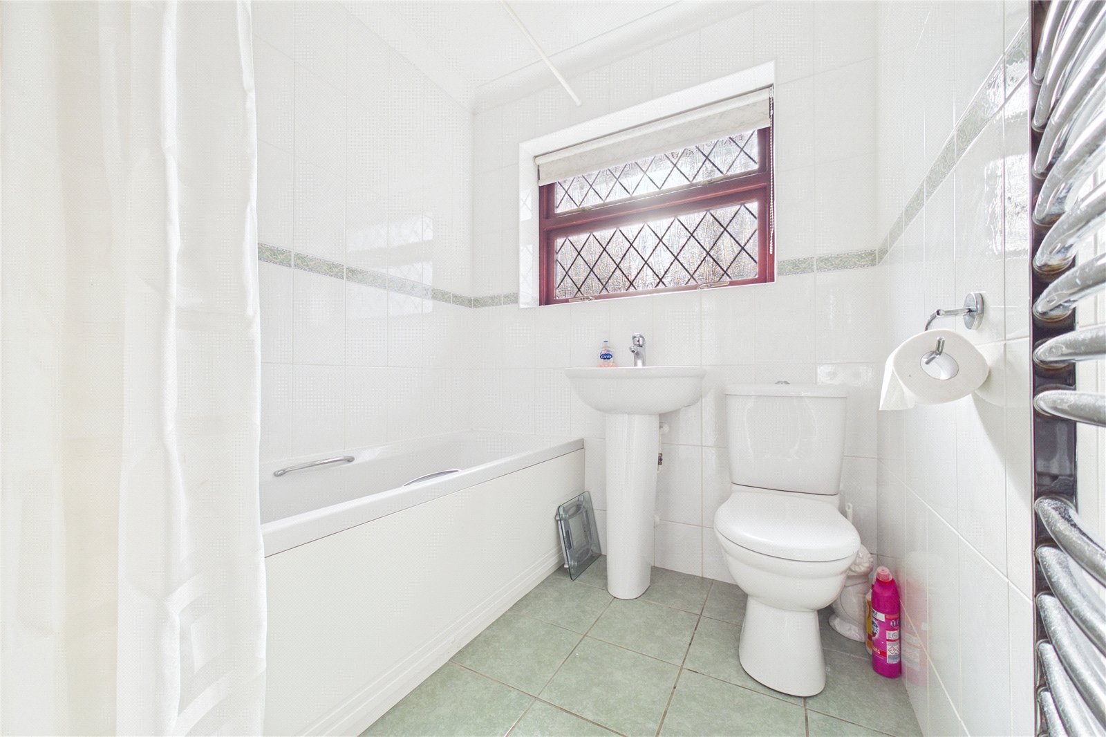 3 bedroom Bungalow for sale in Burghfield Common, Reading, Berkshire