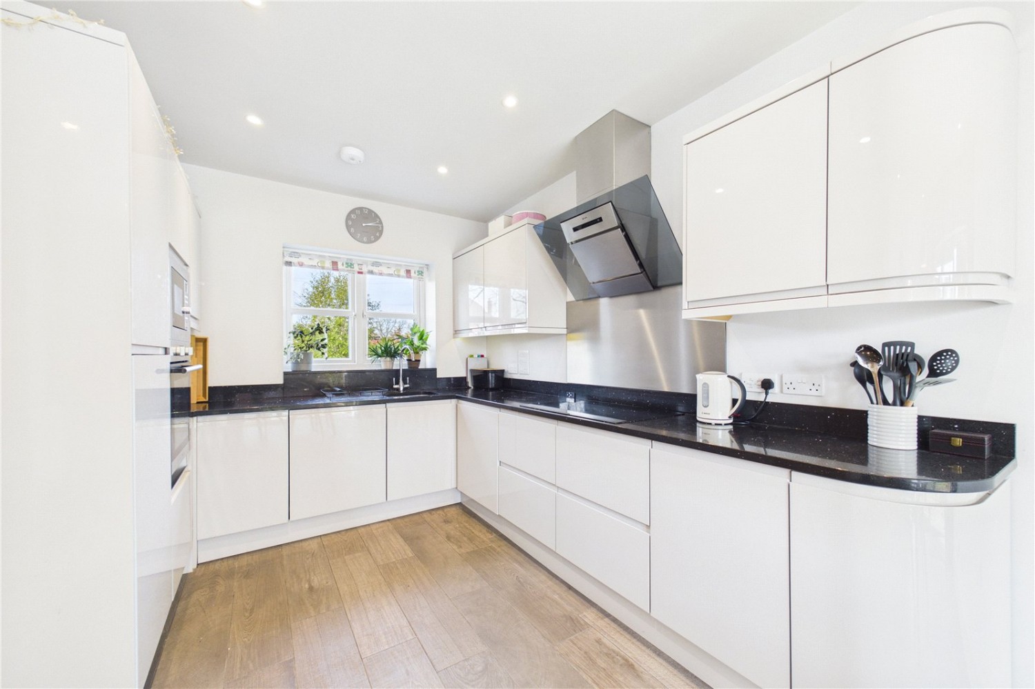 Burghfield Common, Reading, Berkshire