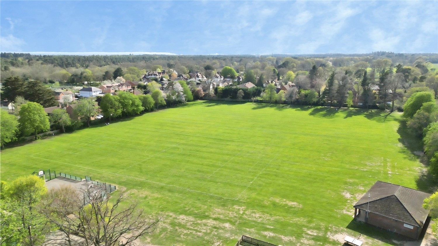 Burghfield Common, Reading, Berkshire