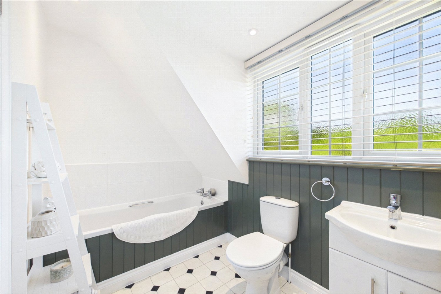 Goring Lane, Mortimer, Reading