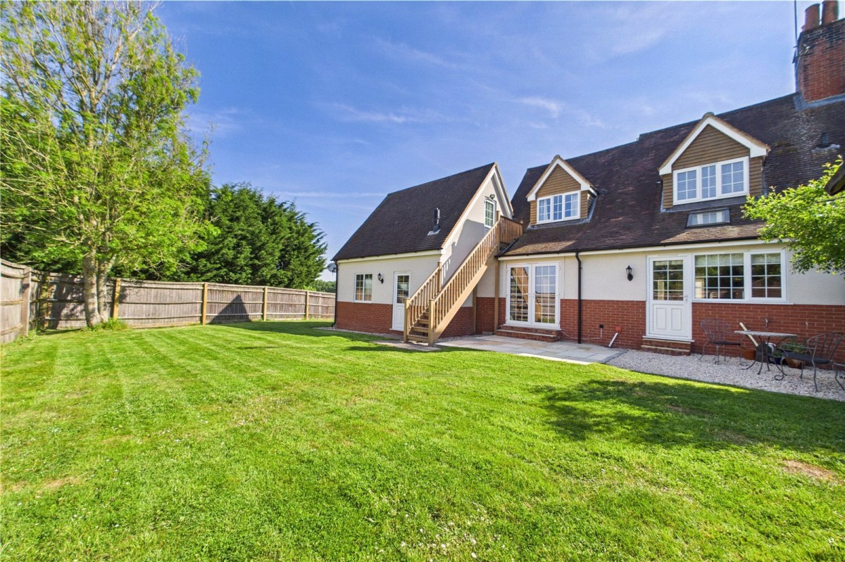 Goring Lane, Mortimer, Reading