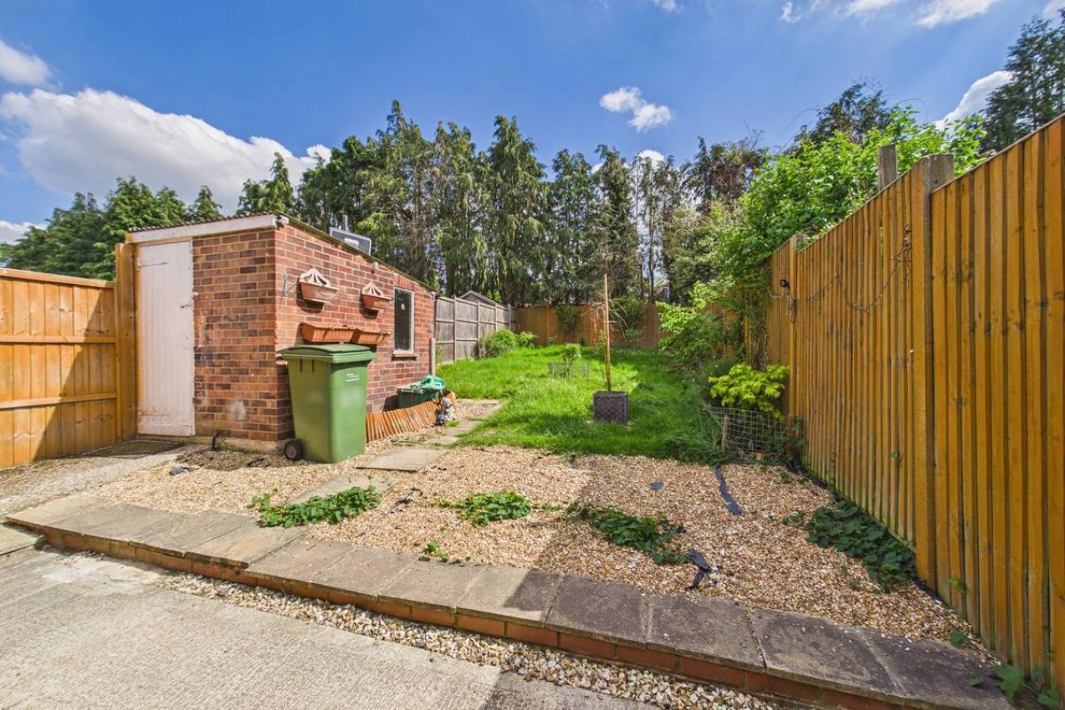 Burghfield Common, Reading, Berkshire