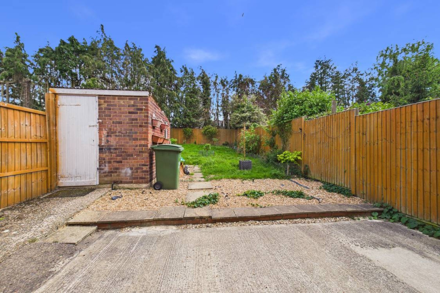 Burghfield Common, Reading, Berkshire