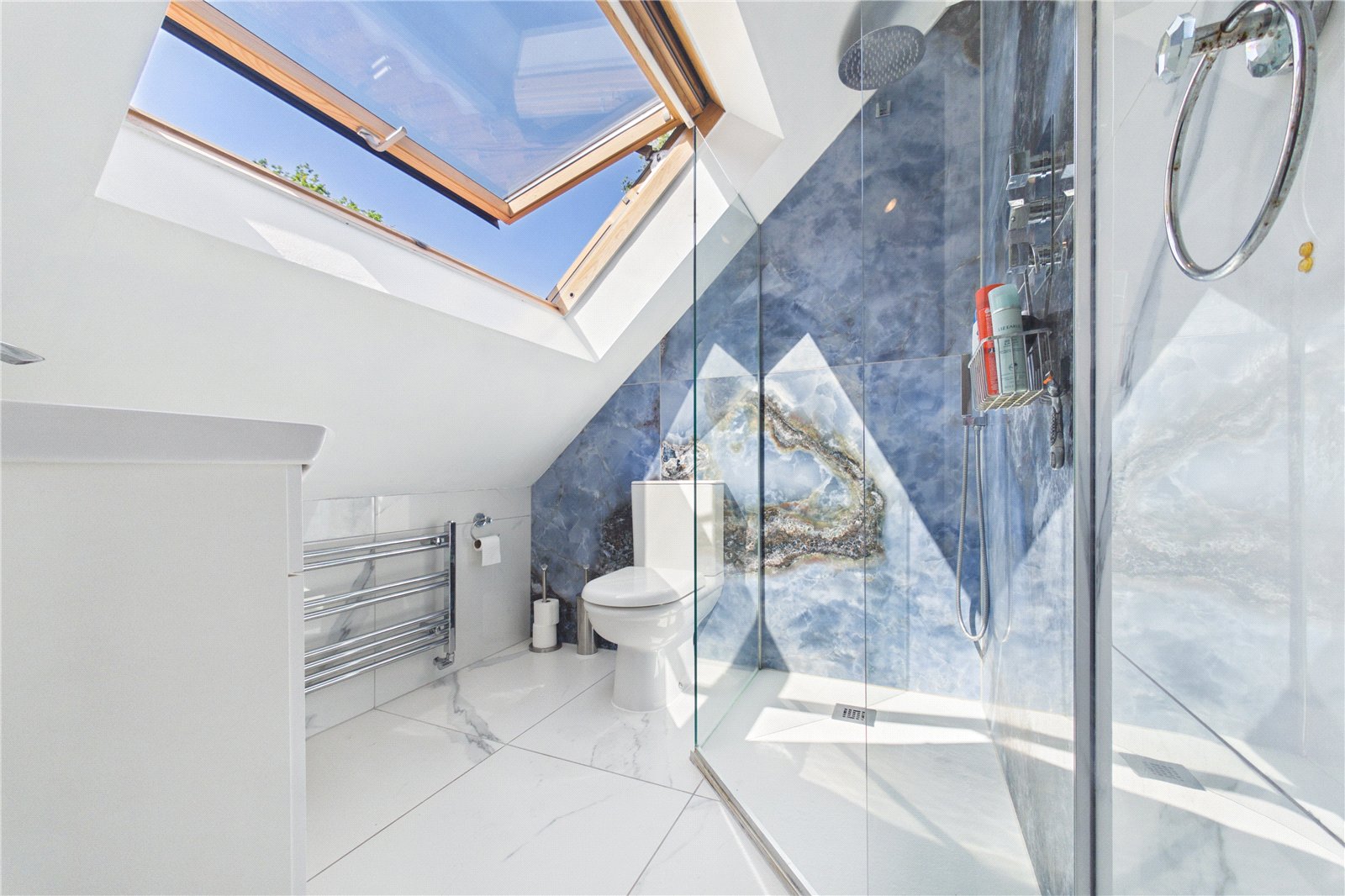 5 bedroom House for sale in Burghfield Common, Reading