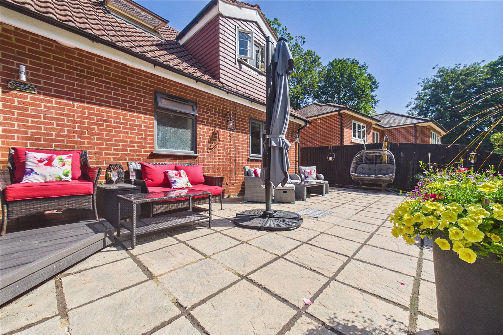 5 bedroom House for sale in Burghfield Common, Reading