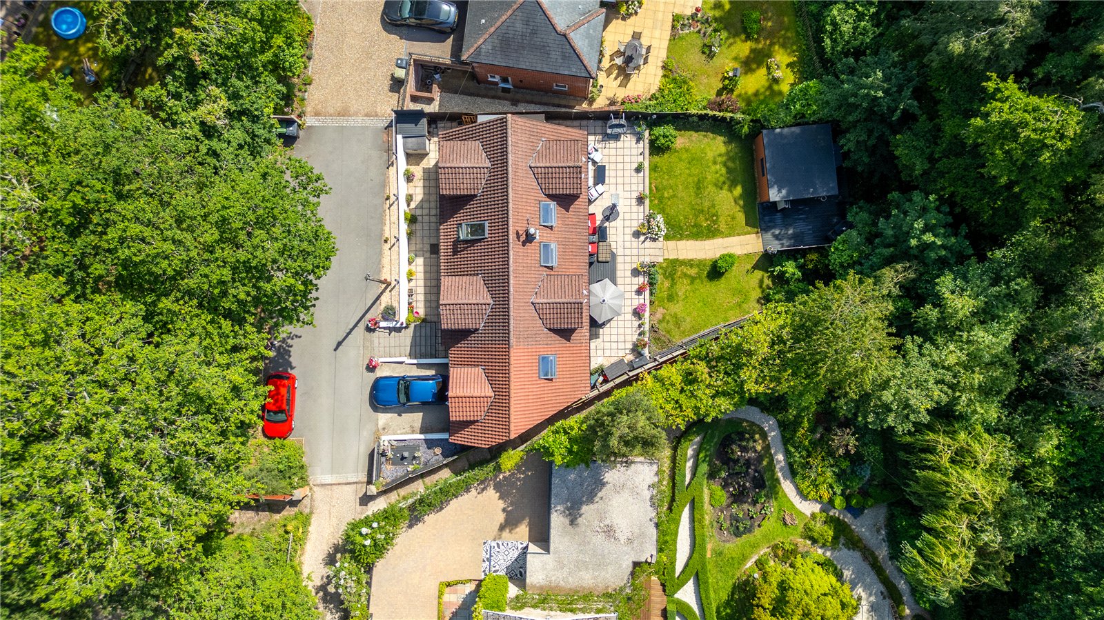 5 bedroom House for sale in Burghfield Common, Reading