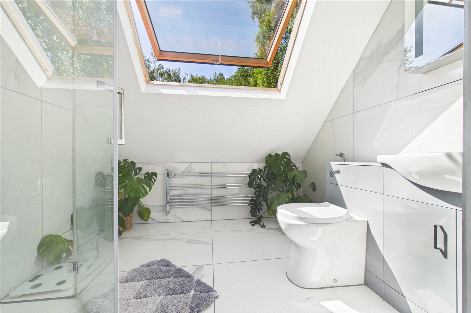 5 bedroom House for sale in Burghfield Common, Reading