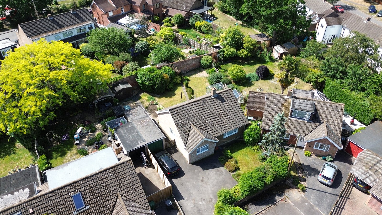 3 bedroom Bungalow for sale in Burghfield Common, Reading, Berkshire