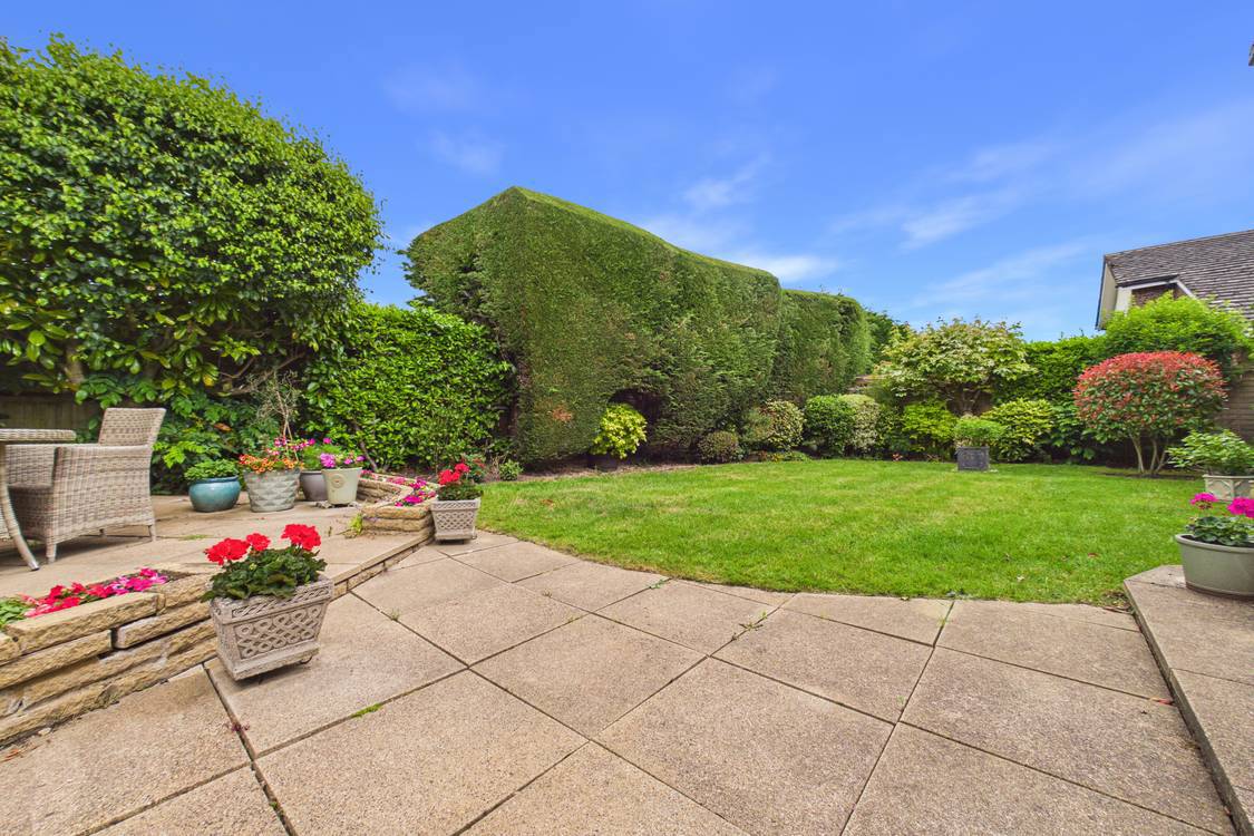 4 bedroom House for sale in Burghfield Common, Reading, Berkshire