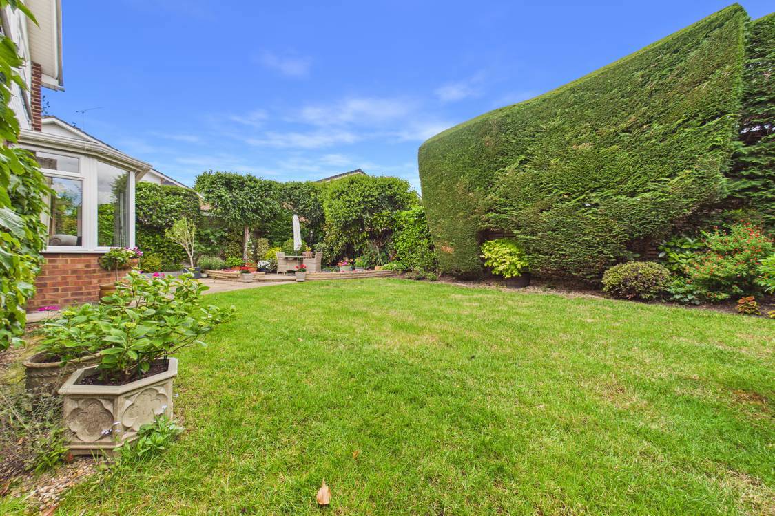 4 bedroom House for sale in Burghfield Common, Reading, Berkshire