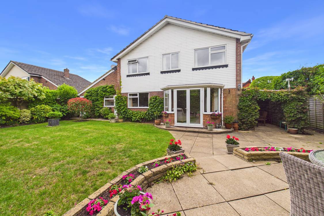 4 bedroom House for sale in Burghfield Common, Reading, Berkshire