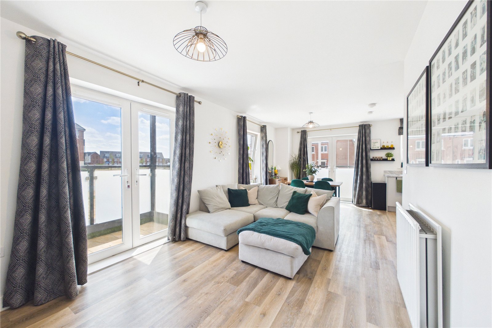 1 bedroom Flat for sale in Shinfield, Reading, Berkshire